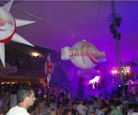 Island Breeze (adults Only) Ξενοδοχείο με διαμερίσματα