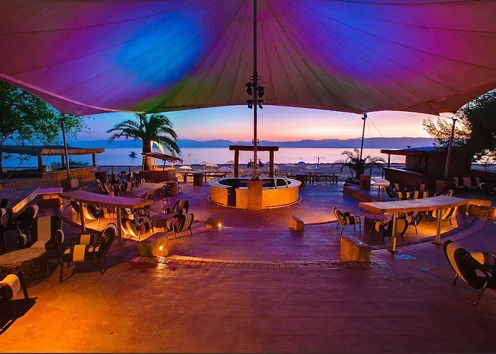 Aparthotel Island Breeze (adults Only)